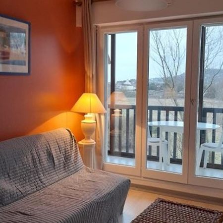 Appartement Refait A Neuf Avec Loggia Et Parking, A 2 Pas De La Plage Et Des Commerces - Fr-1-712-7 Villers-sur-Mer Esterno foto